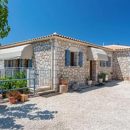 ヴィラ Annita By *