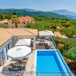 Annita By Villa Tzamarelata